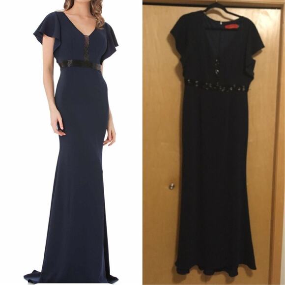 Beaded Flutter Sleeve Gown CARMEN MARC VALVO - Picture 4 of 10